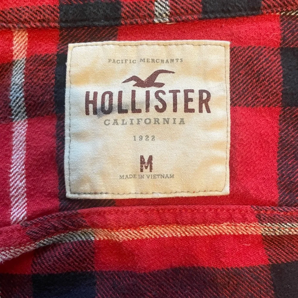 Hollister flannel size medium - Picture 2 of 4